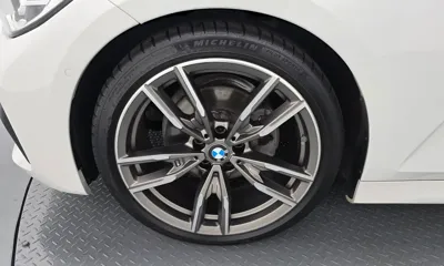 BMW 3-Series 2020, 73261 км, за 17395.3 USD