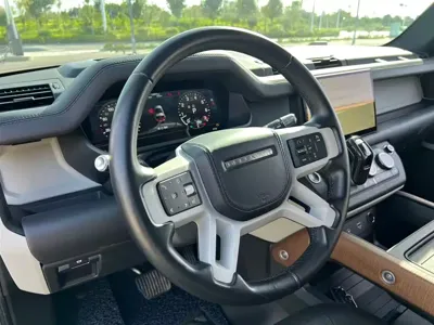 Land Rover Defender 2022, 10000 км, за 58397.16 USD - фото 8