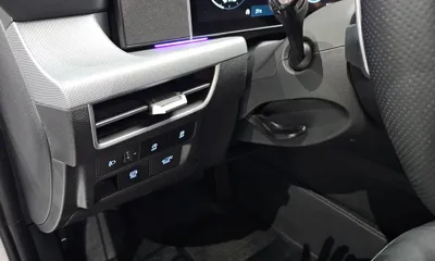 Hyundai Sonata 2025, 5012 км, за 22252.86 USD - фото 32