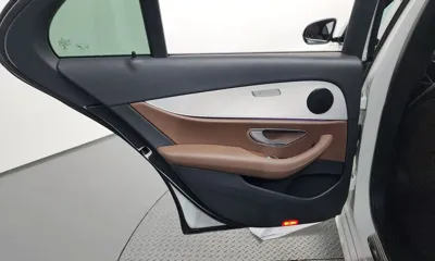 Mercedes-Benz E-Class 2021, 47564 км, за 20737.17 USD - фото 25