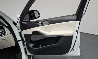 BMW X7 2021, 50183 км, за 48837.64 USD - фото 24