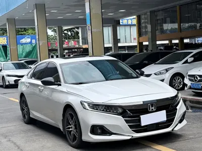 Honda Accord 2022, 40000 км, за 15567.68 USD