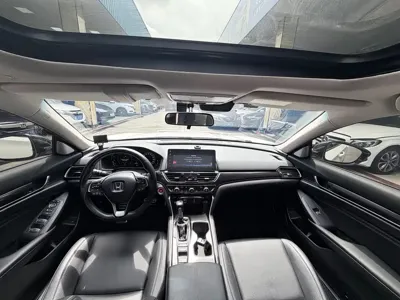 Honda Accord 2022, 40000 км, за 15567.68 USD
