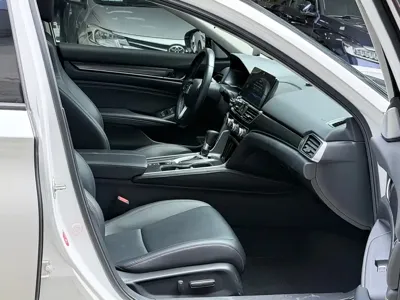 Honda Accord 2022, 40000 км, за 15567.68 USD - фото 9