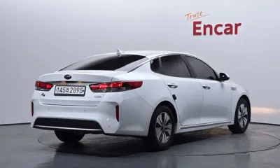 Kia K5 2016, 218648 км, за 4135.49 USD