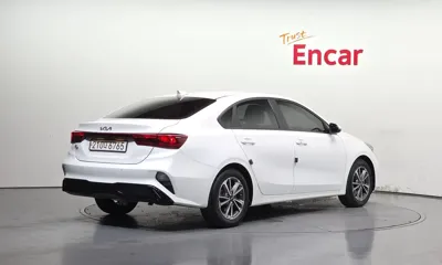 Kia K3 2022, 72794 км, за 11159.25 USD
