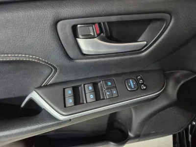 Toyota Camry 2015, 81617 км, за 7844.3 USD - фото 18