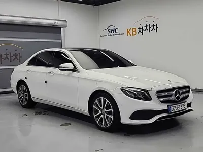 Mercedes-Benz E-Class 2019, 79750 км, за 17545.34 USD
