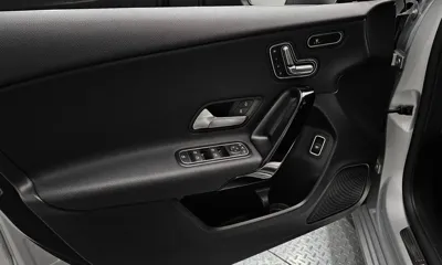 Mercedes-Benz A-Class 2020, 39937 км, за 11750.03 USD - фото 24