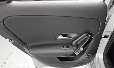 Mercedes-Benz A-Class 2020, 39937 км, за 11750.03 USD - фото 25