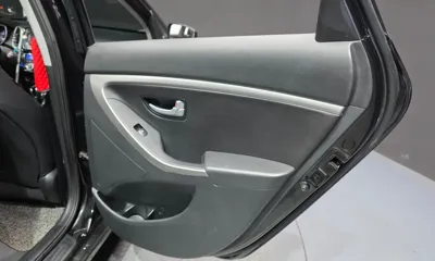 Hyundai i30 2015, 139987 км, за 5907.84 USD - фото 25