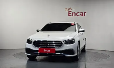 Mercedes-Benz E-Class 2021, 77007 км, за 24039.1 USD