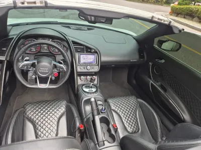 Audi R8 2013, 98800 км, за 39330.58 USD - фото 8