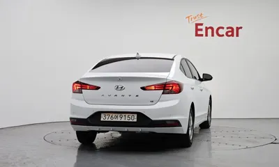 Hyundai Avante 2020, 86176 км, за 7481.14 USD