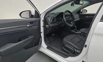Hyundai Avante 2020, 86176 км, за 7475.78 USD - фото 10