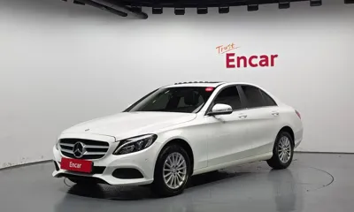 Mercedes-Benz C-Class · 2015 год