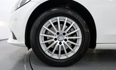 Mercedes-Benz C-Class 2015, 66206 км, за 9327.37 USD