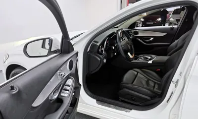 Mercedes-Benz C-Class 2015, 66206 км, за 9327.37 USD - фото 11