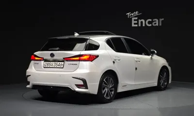 Lexus CT200h 2019, 124975 км, за 10896.68 USD