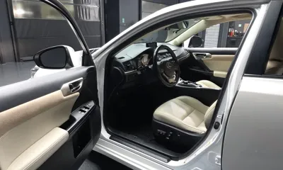Lexus CT200h 2019, 124975 км, за 10814.34 USD - фото 10