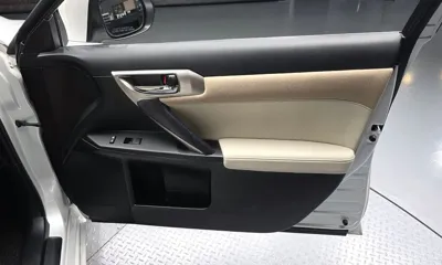 Lexus CT200h 2019, 124975 км, за 10814.34 USD - фото 24
