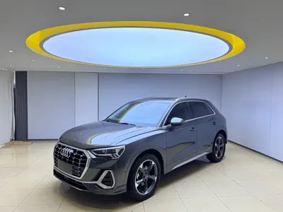 Audi Q3 · 2022 год