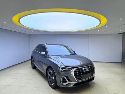 Audi Q3 2022, 24000 км, за 29251.93 USD
