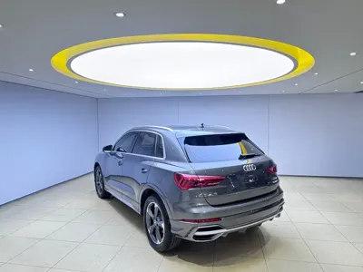 Audi Q3 2022, 24000 км, за 29251.93 USD