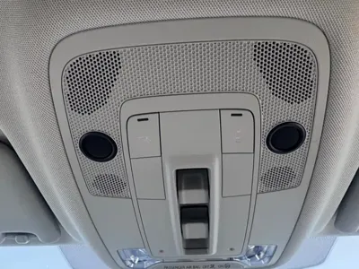 Audi Q3 2022, 24000 км, за 29251.93 USD - фото 13