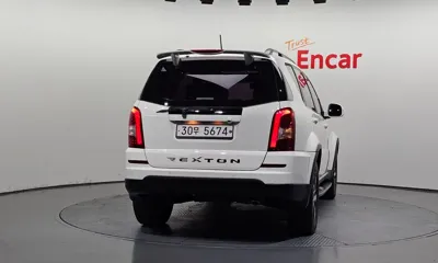 KG_Mobility_Ssangyong Rexton 2016, 116892 км, за 3872.92 USD