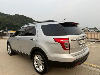Ford Explorer 2015, 149203 км, за 4923.2 USD