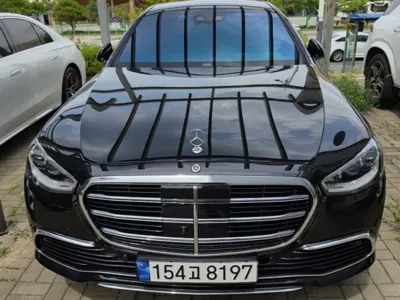 Mercedes-Benz S-Class · 2023 год