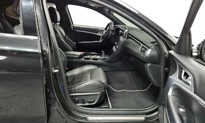 Genesis G70 2019, 124207 км, за 11487.46 USD - фото 11