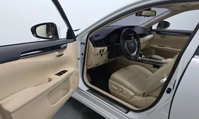 Lexus ES 2015, 118801 км, за 11270.36 USD - фото 10