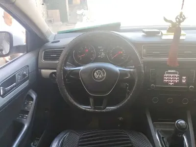 Volkswagen Sagitar 2016, 74700 км, за 5937.9 USD