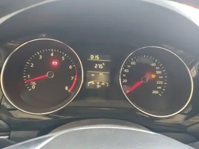 Volkswagen Sagitar 2016, 74700 км, за 5937.9 USD