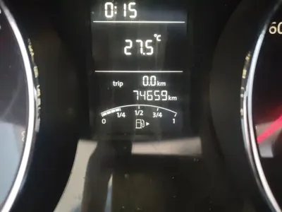 Volkswagen Sagitar 2016, 74700 км, за 5937.9 USD