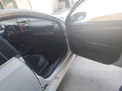 Volkswagen Sagitar 2016, 74700 км, за 5937.9 USD - фото 20