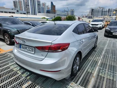 Hyundai Avante 2018, 174936 км, за 5016.29 USD - фото 6