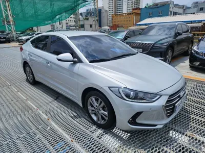 Hyundai Avante 2018, 174936 км, за 5016.29 USD - фото 8