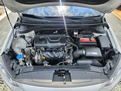 Hyundai Avante 2018, 174936 км, за 5016.29 USD - фото 10