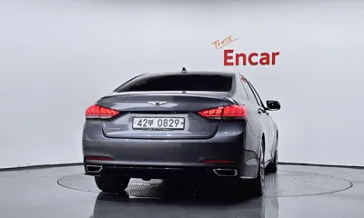 Hyundai Genesis 2016, 72038 км, за 9058.68 USD