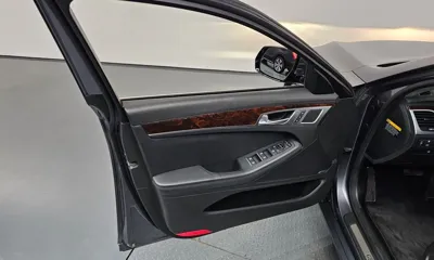 Hyundai Genesis 2016, 72038 км, за 9058.68 USD - фото 24