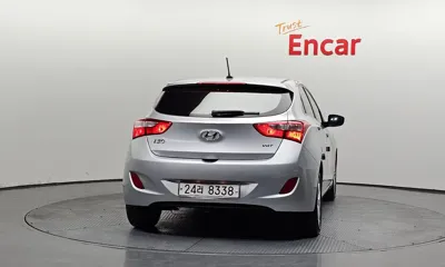 Hyundai i30 2014, 113114 км, за 4420.46 USD