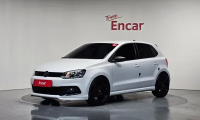 Volkswagen Polo · 2015 год
