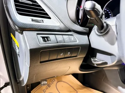 Hyundai Santafe 2016, 177323 км, за 6381.45 USD - фото 8