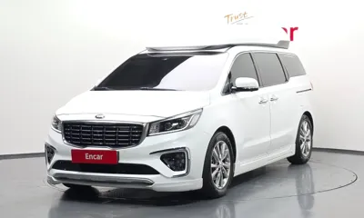 Kia Canival · 2019 год