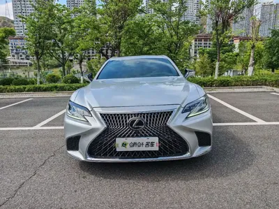 Lexus LS 2018, 120000 км, за 47189.41 USD