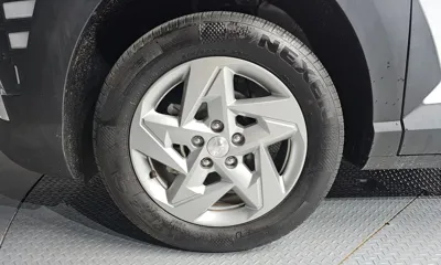Hyundai Kona 2025, 19340 км, за 15622.95 USD