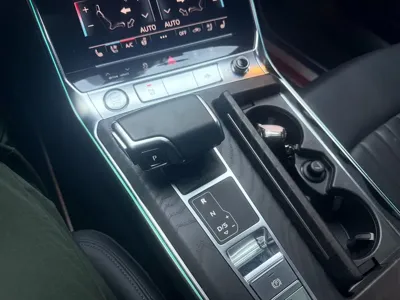 Audi A6 2020, 50386 км, за 19218.25 USD - фото 9